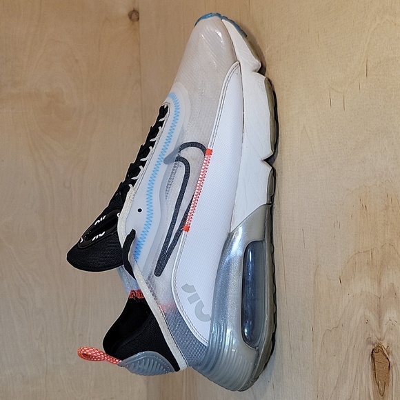 Nike Air Max 2090 Pure Platinum Mens Athletic Sneakers - Picture 1 of 10